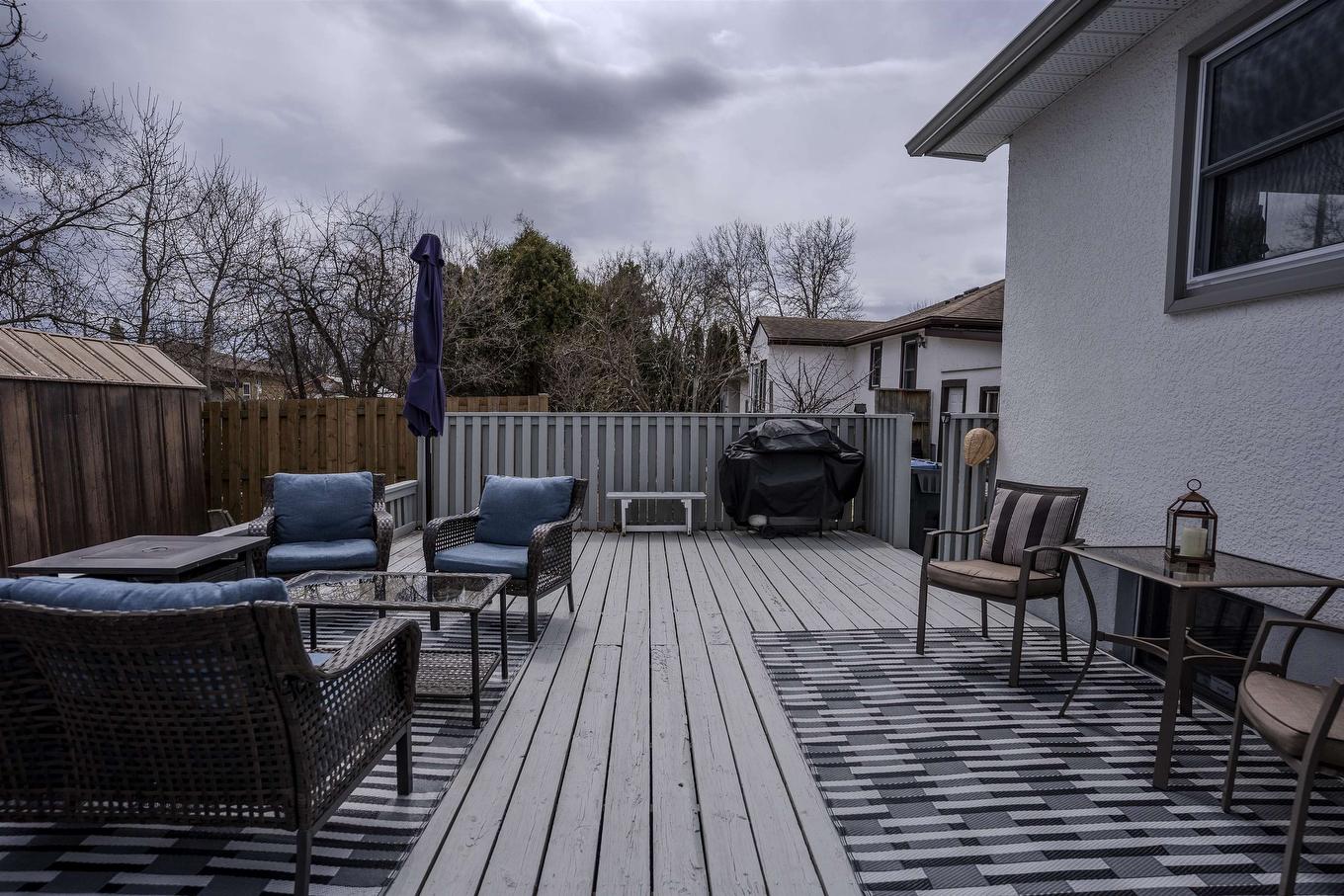 237 Windemere Avenue S, Thunder Bay, ON - Outdoor With Deck Patio Veranda With Exterior
