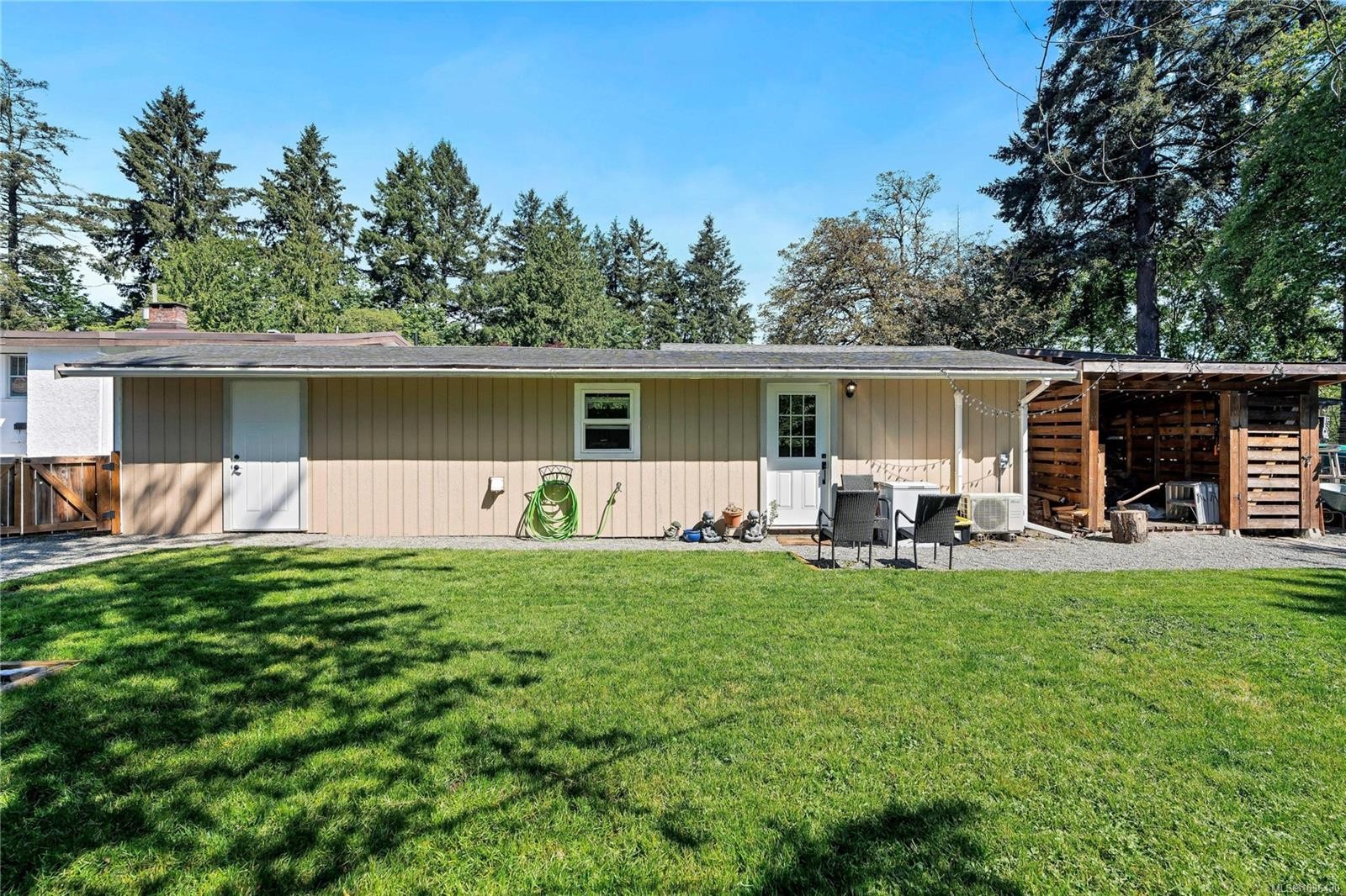 1068 Holmes St, Duncan, BC