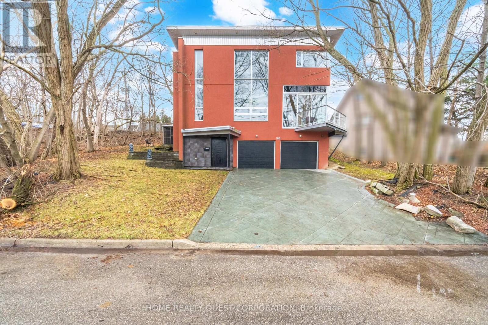 186 Wyndham Street, Mississauga, ON - Outdoor
