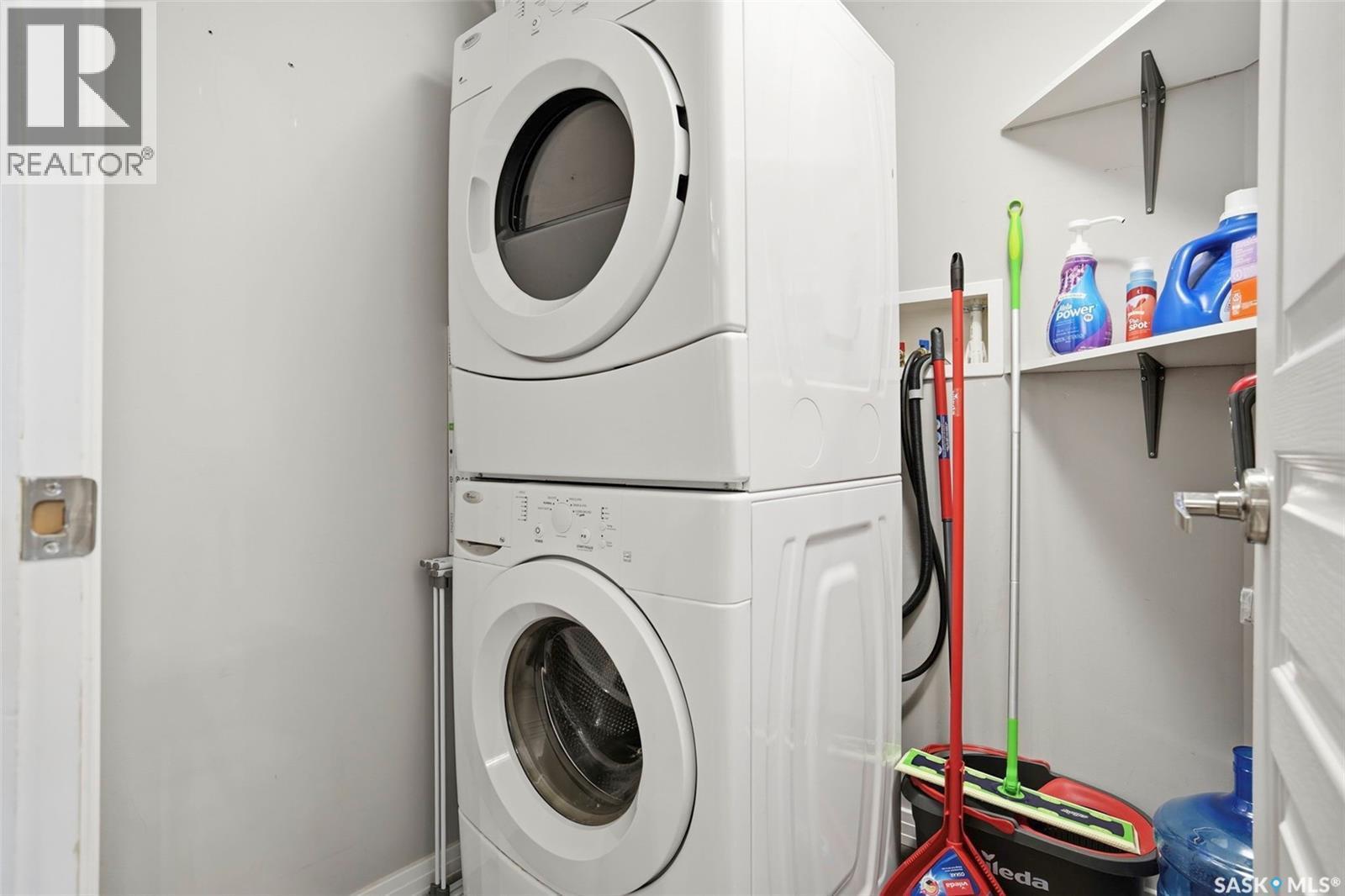 102 225 Maningas Bend, Saskatoon, SK - Indoor Photo Showing Laundry Room
