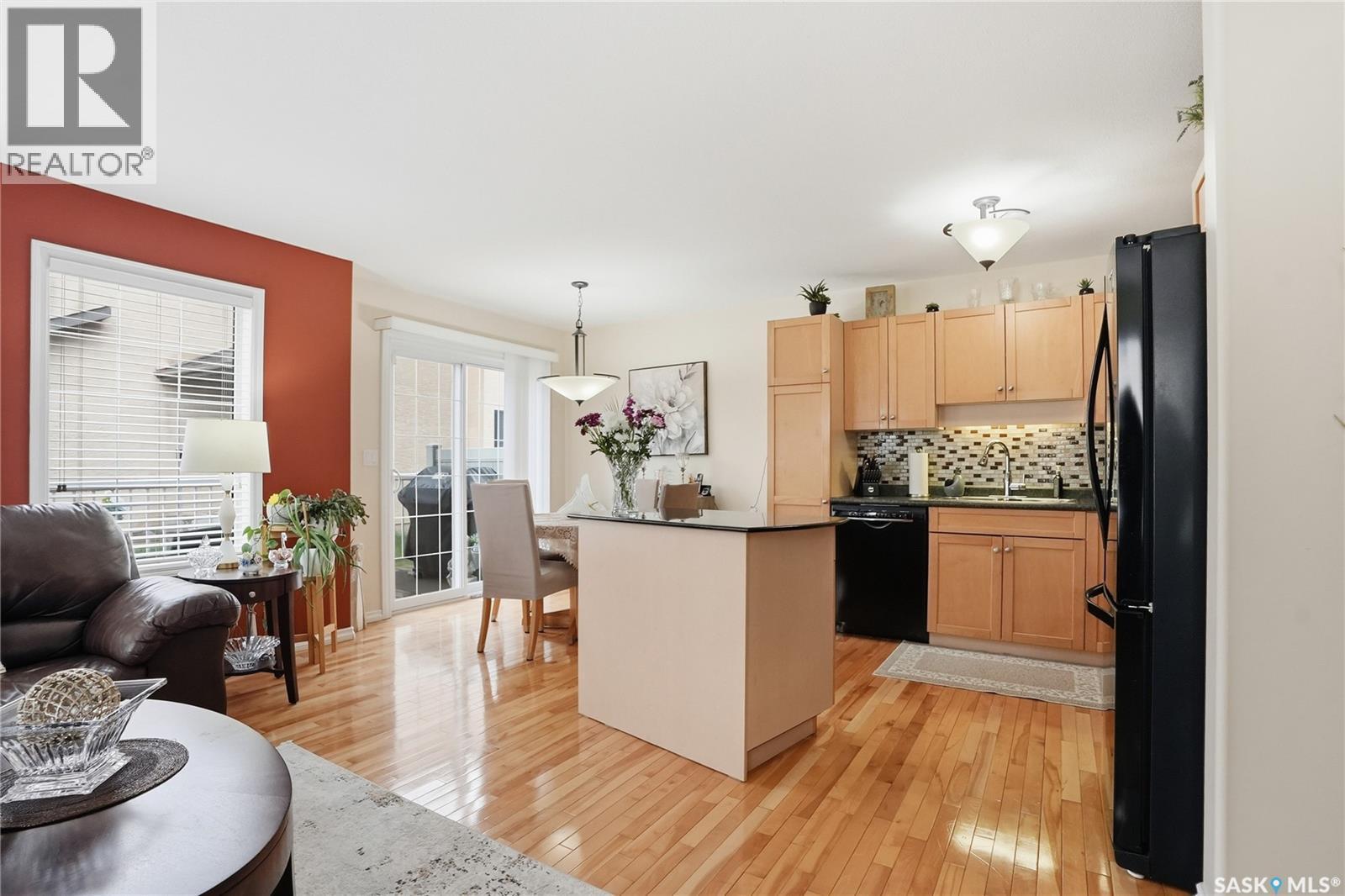 1 118 Pawlychenko Lane, Saskatoon, SK - Indoor