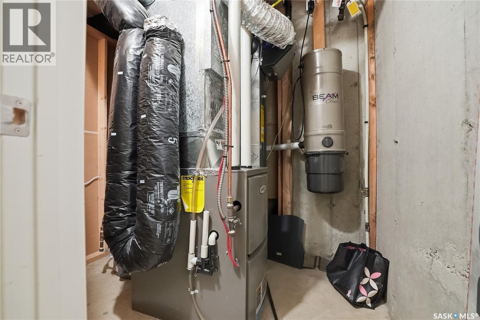 1 118 Pawlychenko Lane, Saskatoon, SK - Indoor Photo Showing Basement