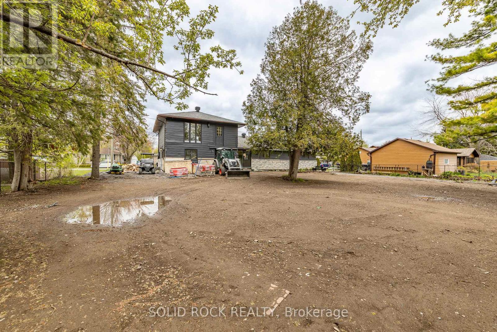 20 Norway Spruce Street, Ottawa, ON - Outdoor