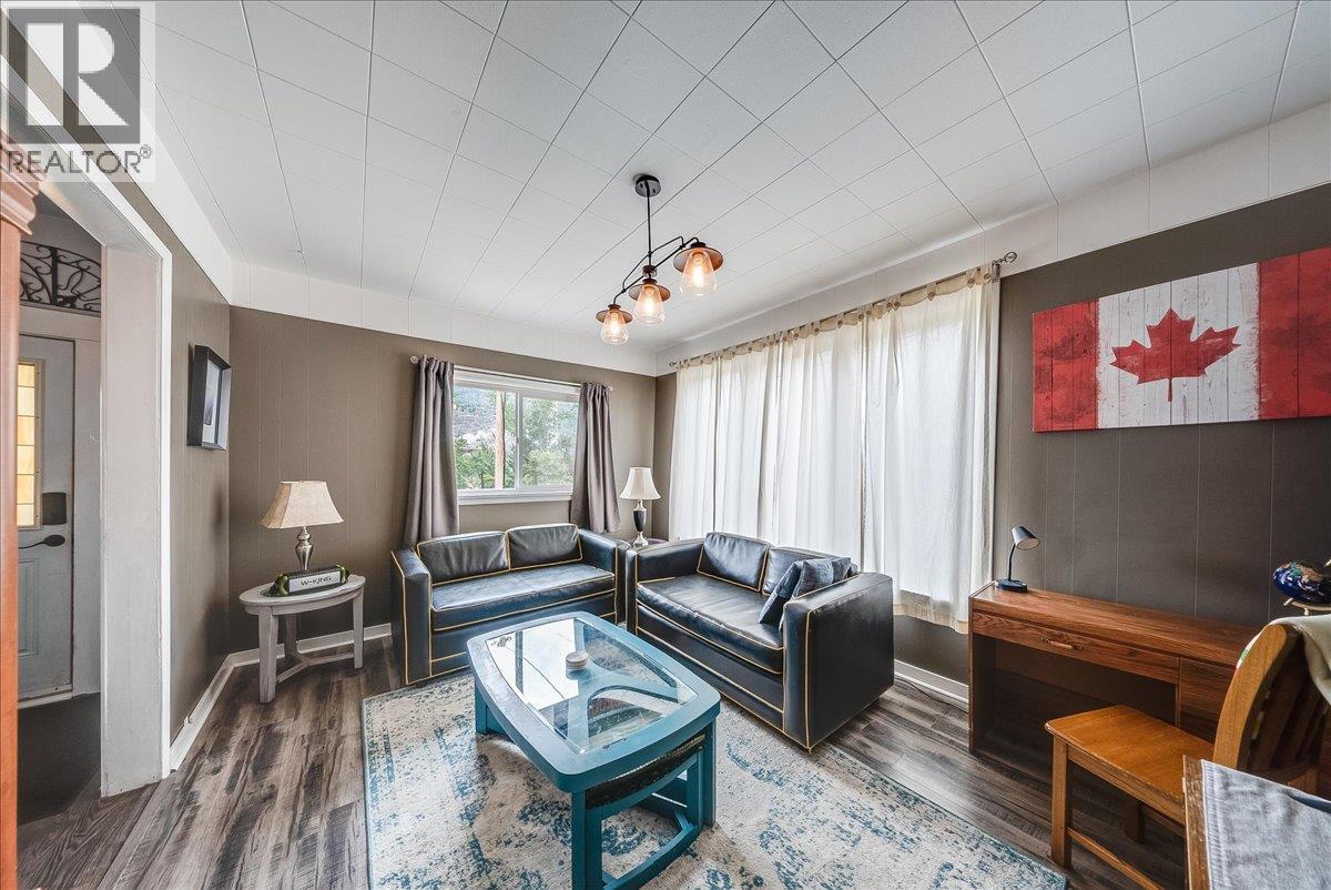 490 Austad Lane, Trail, BC - Indoor
