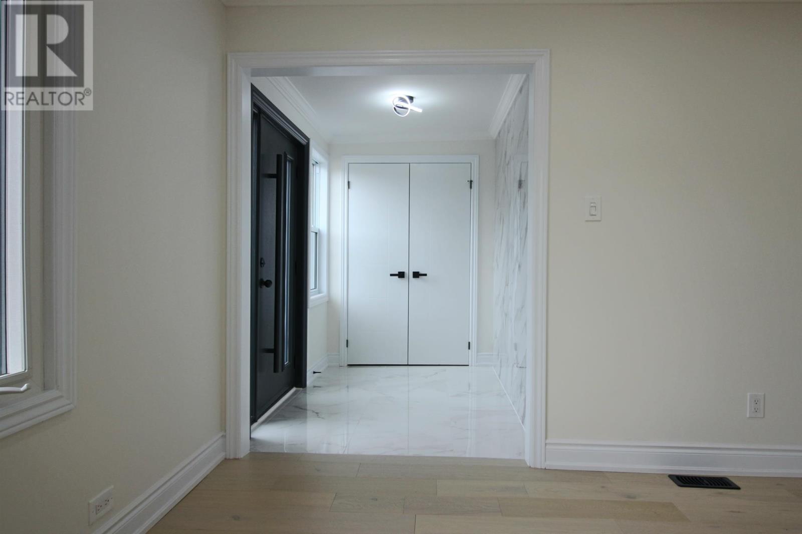 35 Walnut St, Sault Ste. Marie, ON - Indoor Photo Showing Other Room
