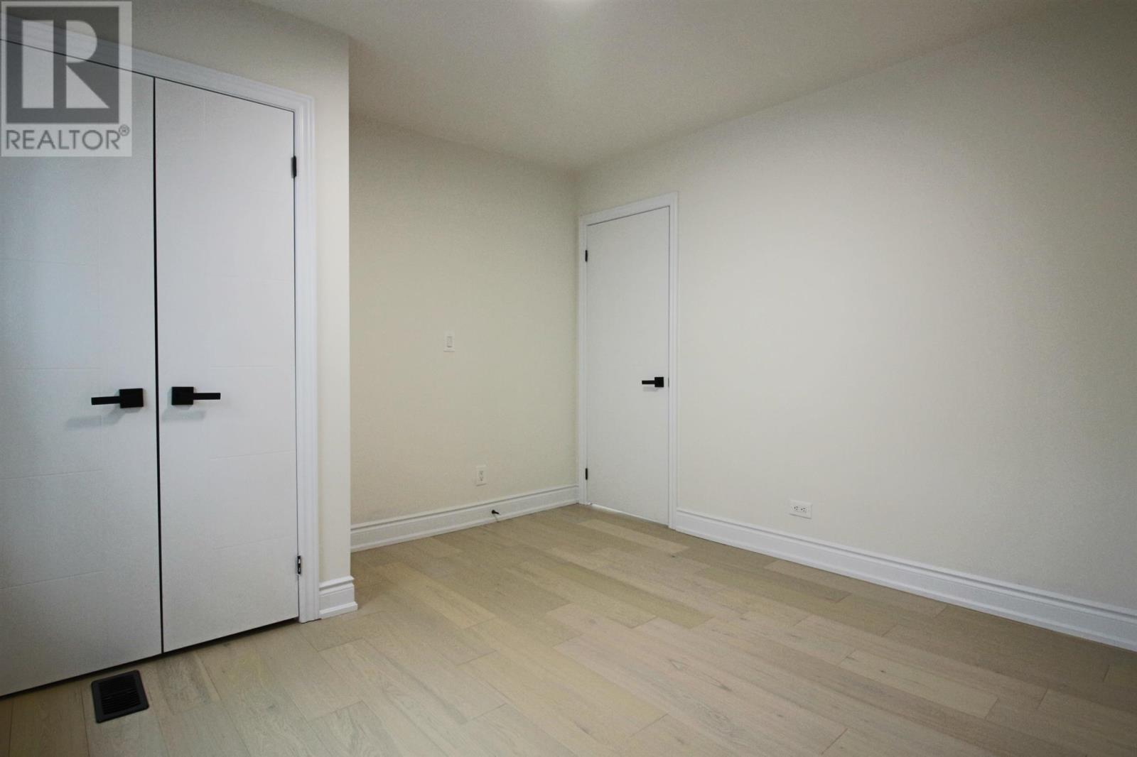 35 Walnut St, Sault Ste. Marie, ON - Indoor Photo Showing Other Room