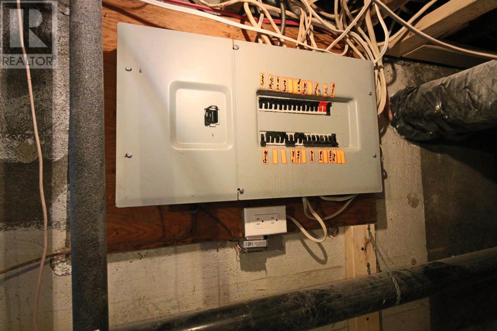 35 Walnut St, Sault Ste. Marie, ON - Indoor Photo Showing Other Room