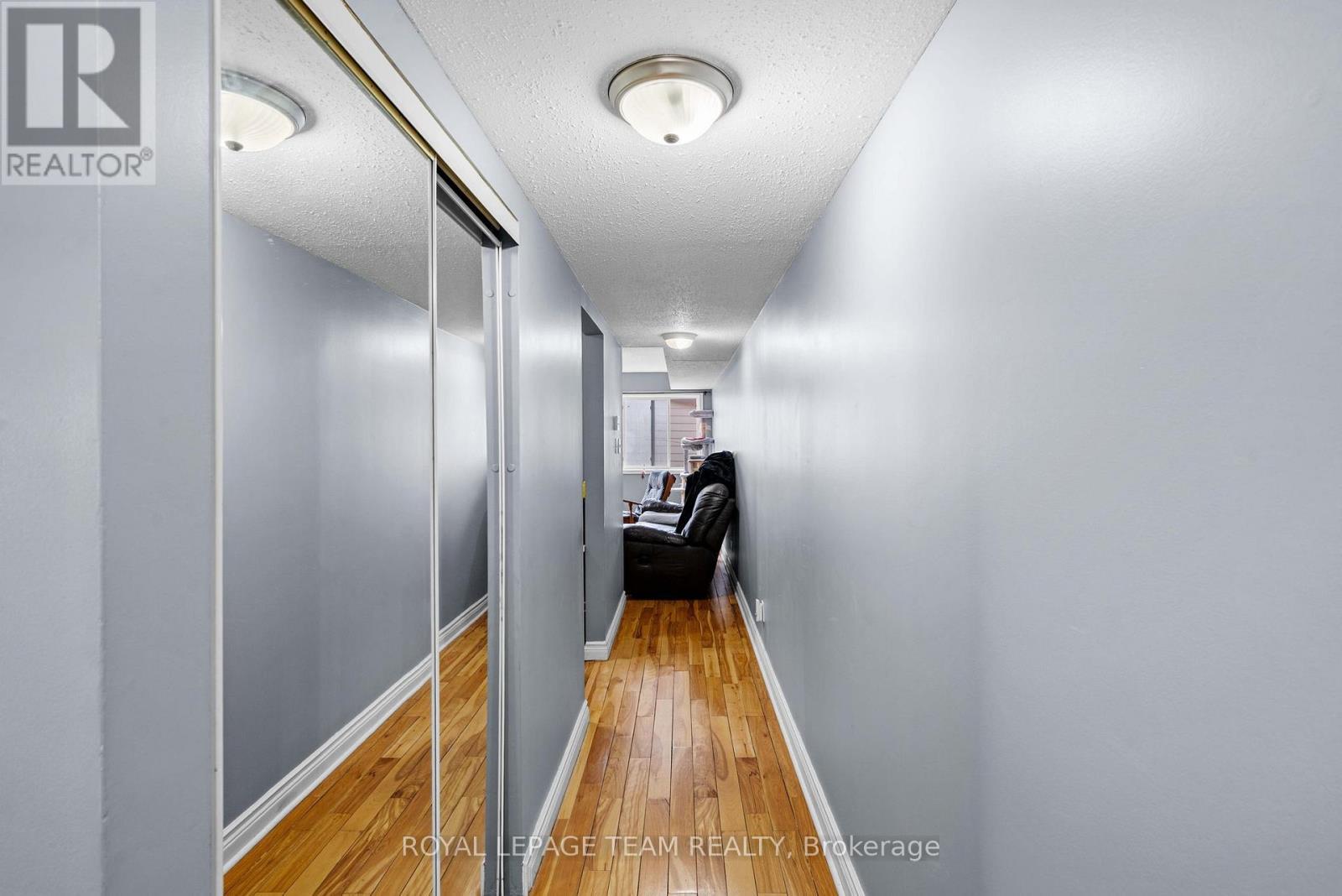 58 Beverley Avenue, Ottawa, ON - Indoor Photo Showing Other Room