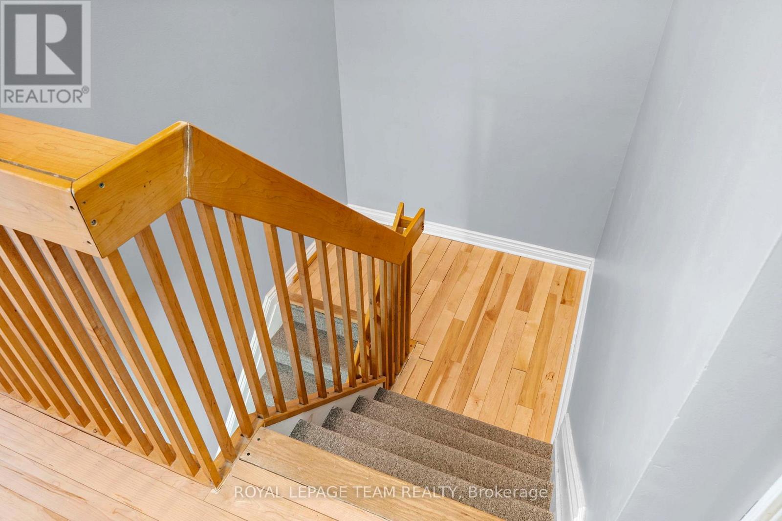 58 Beverley Avenue, Ottawa, ON - Indoor Photo Showing Other Room