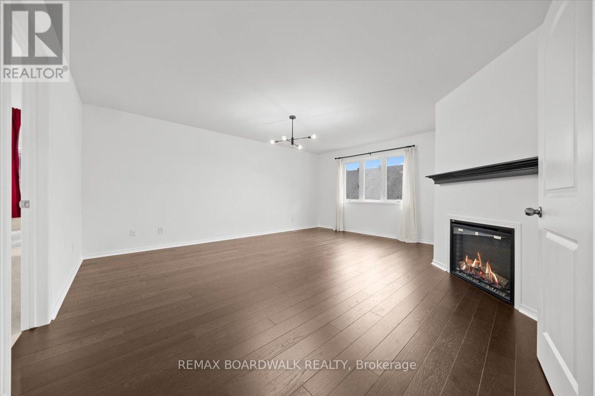 333 Haliburton Heights, Ottawa, ON - Indoor With Fireplace