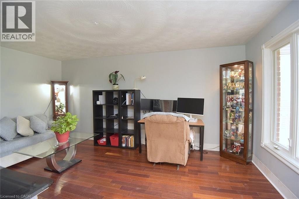126 Bastille Street, Hamilton, ON - Indoor