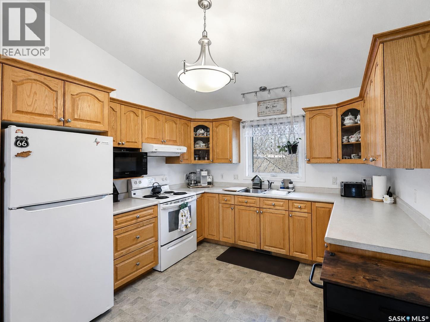 741 Main Street, Canwood, SK - Indoor Photo Showing Kitchen With Double Sink