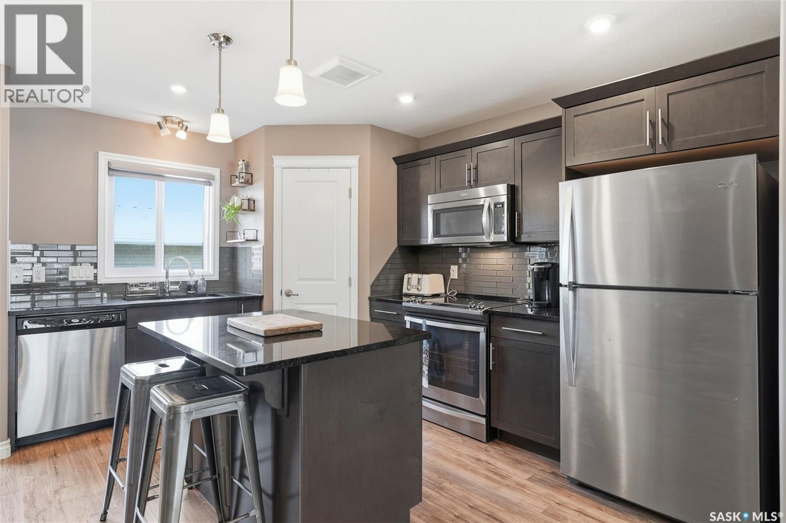 424 Maningas Bend, Saskatoon, SK