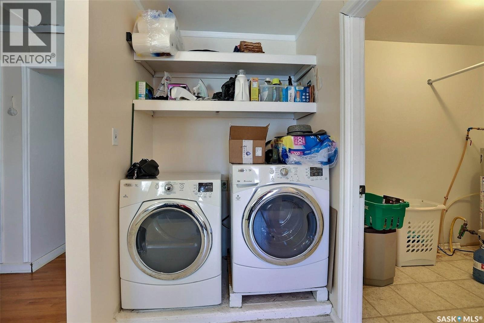 55 Fox Glove Crescent, Regina, SK - Indoor Photo Showing Laundry Room