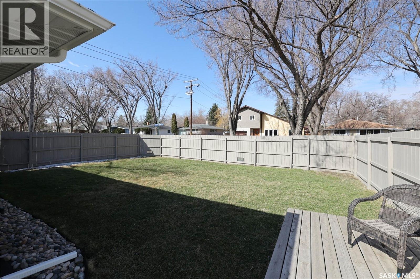 55 Fox Glove Crescent, Regina, SK - Outdoor