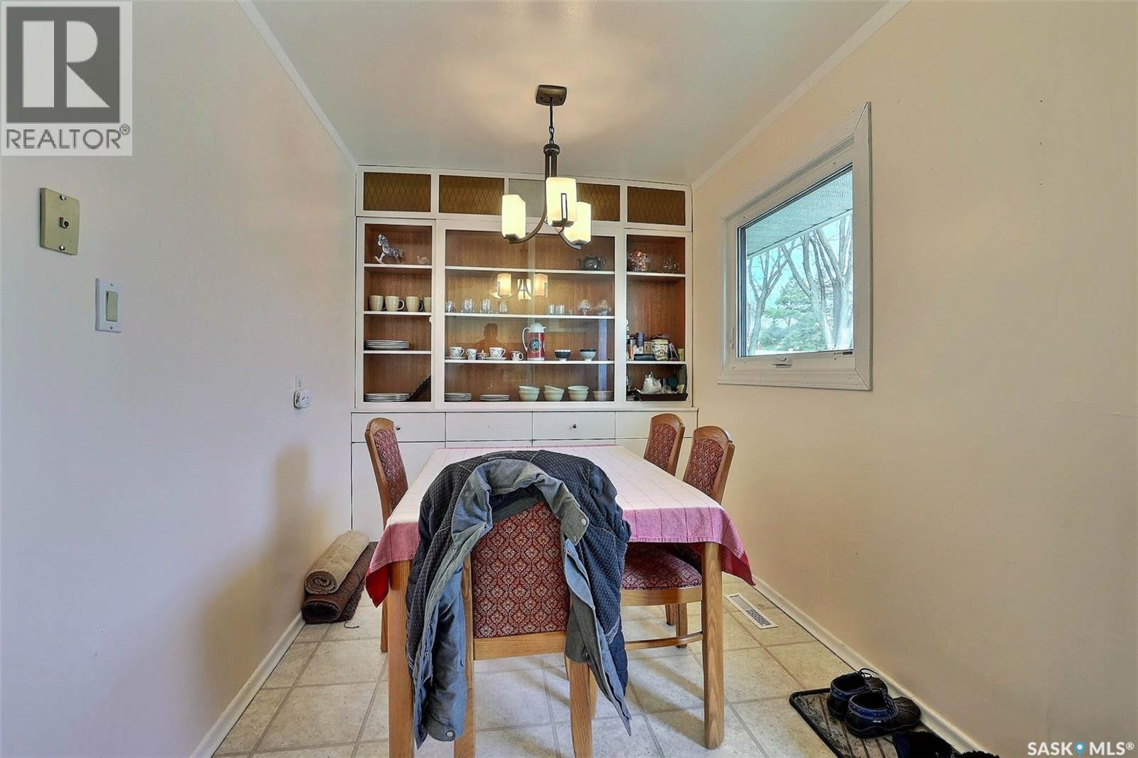 55 Fox Glove Crescent, Regina, SK - Indoor