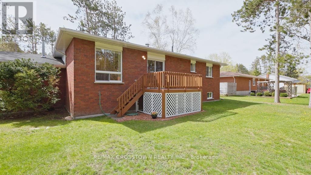 Rear view - 50 Withall Grove, Tiny, ON - Outdoor With Deck Patio Veranda With Exterior