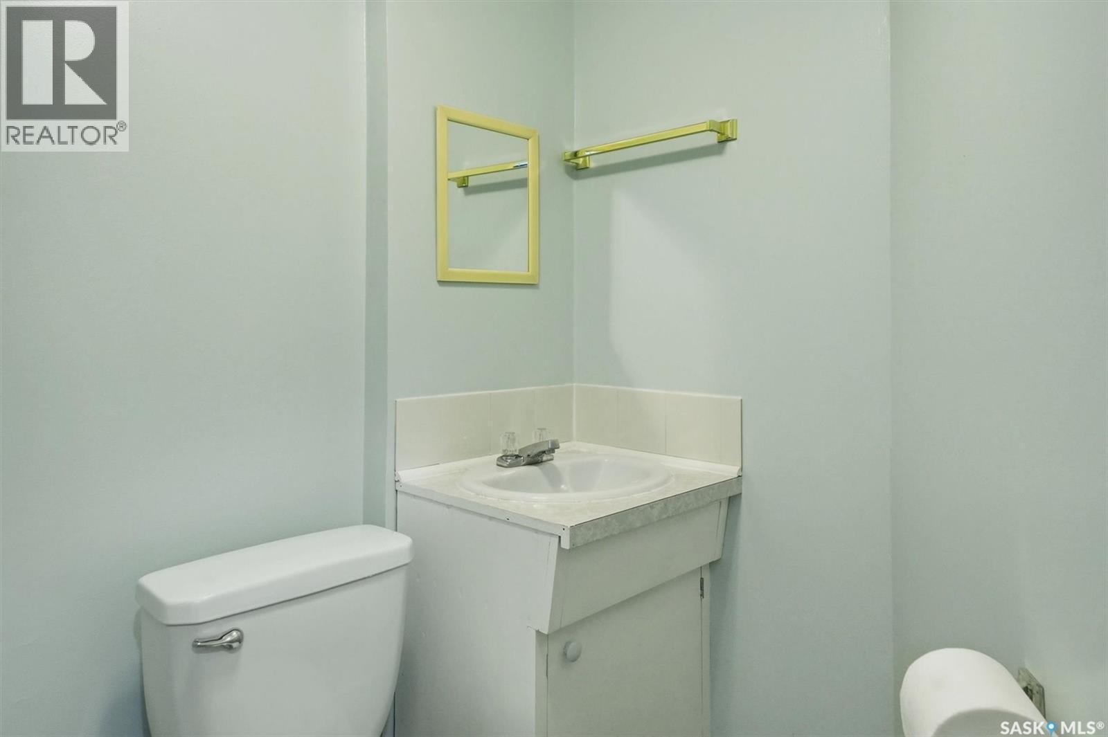 31 425 Bayfield Crescent, Saskatoon, SK - Indoor Photo Showing Bathroom