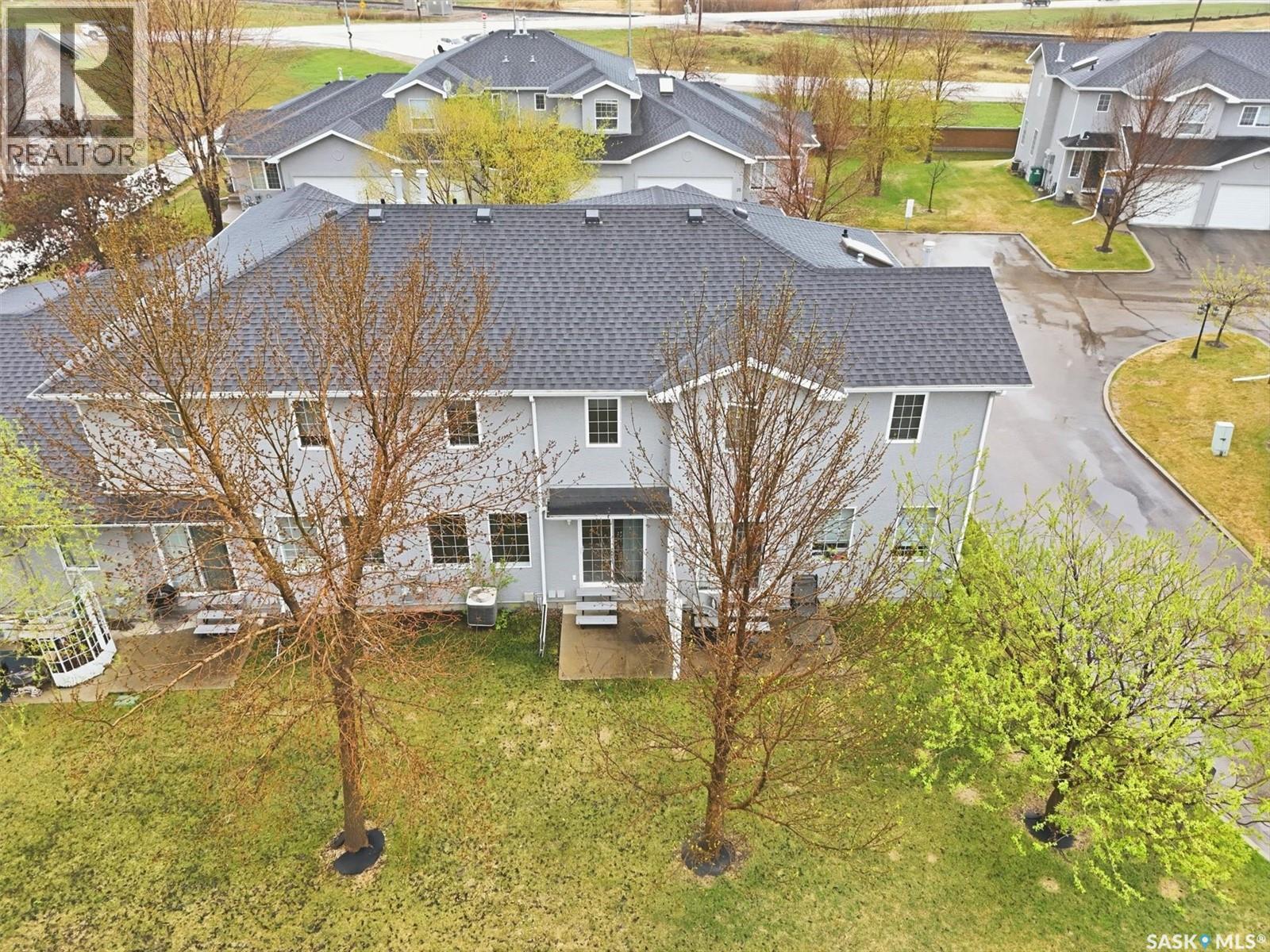 31 425 Bayfield Crescent, Saskatoon, SK - Outdoor