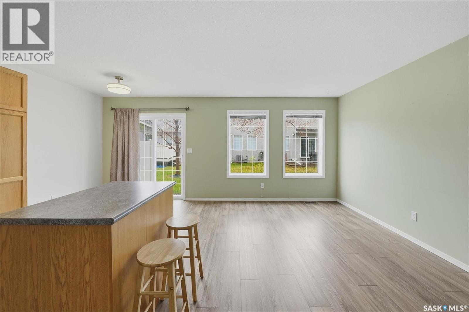 31 425 Bayfield Crescent, Saskatoon, SK - Indoor