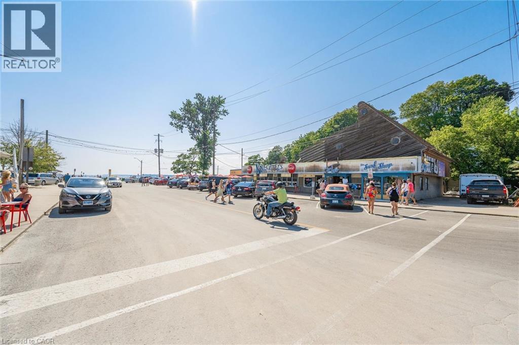 17 Richardson Drive, Port Dover, ON - Outdoor