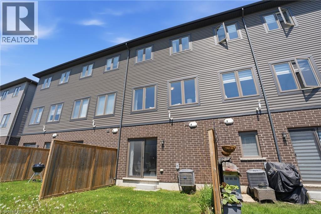 124 Compass Trail Unit# 5, Cambridge, ON