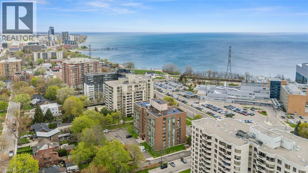 1237 North Shore Boulevard E Unit# 301, Burlington, ON - Outdoor With Body Of Water With View