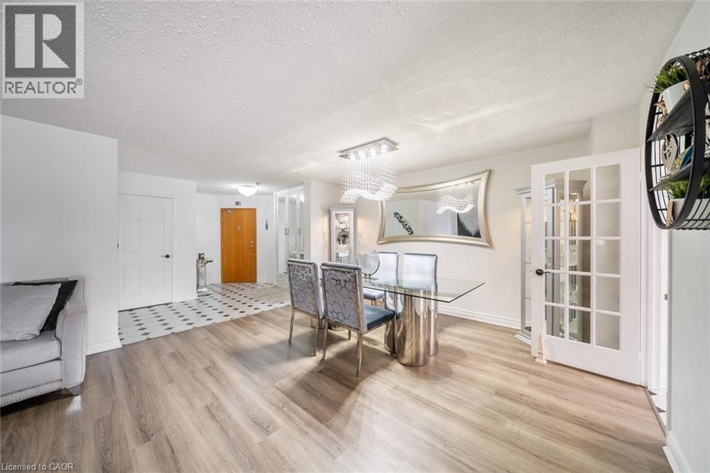 1237 North Shore Boulevard E Unit# 301, Burlington, ON - Indoor