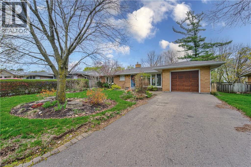 74 Leaside Place, Waterloo, ON