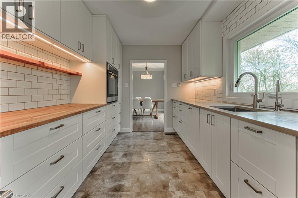 74 Leaside Place, Waterloo, ON