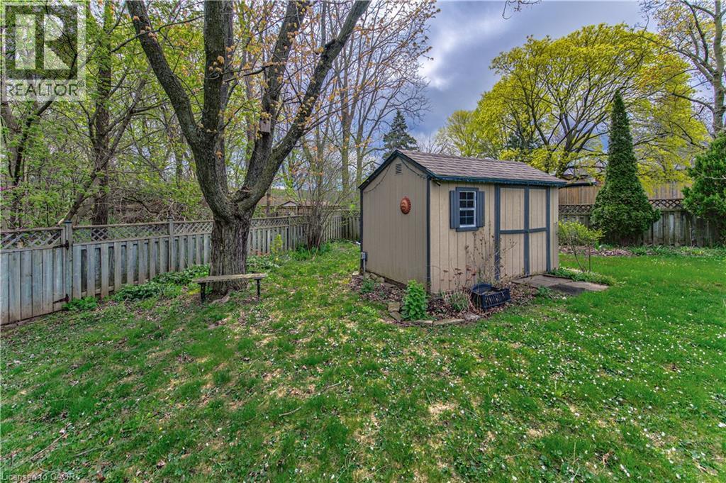 74 Leaside Place, Waterloo, ON