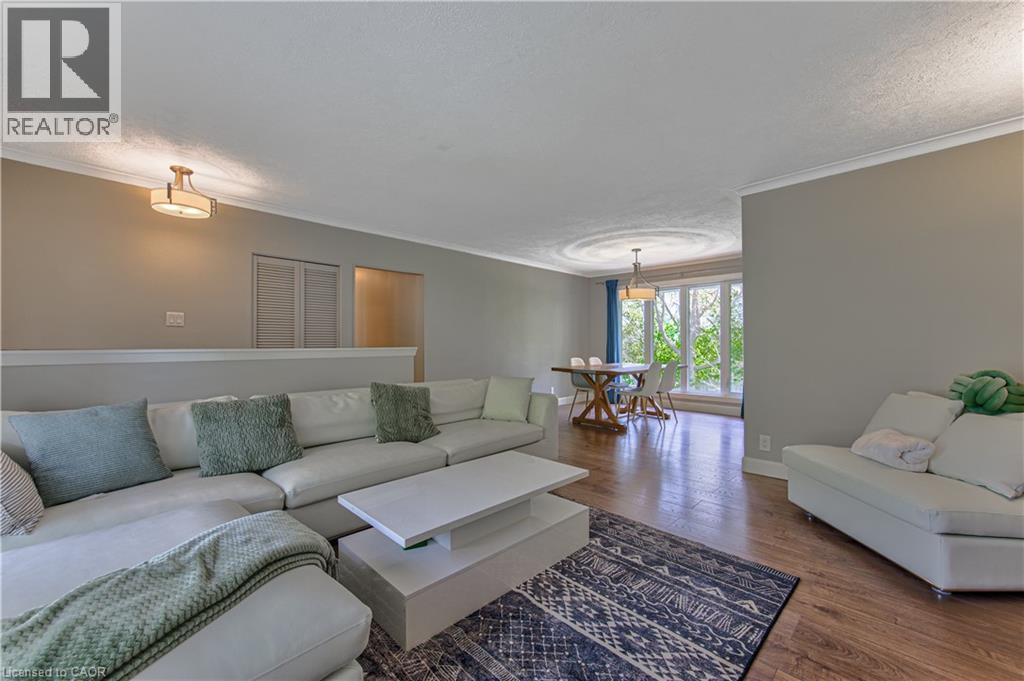 74 Leaside Place, Waterloo, ON