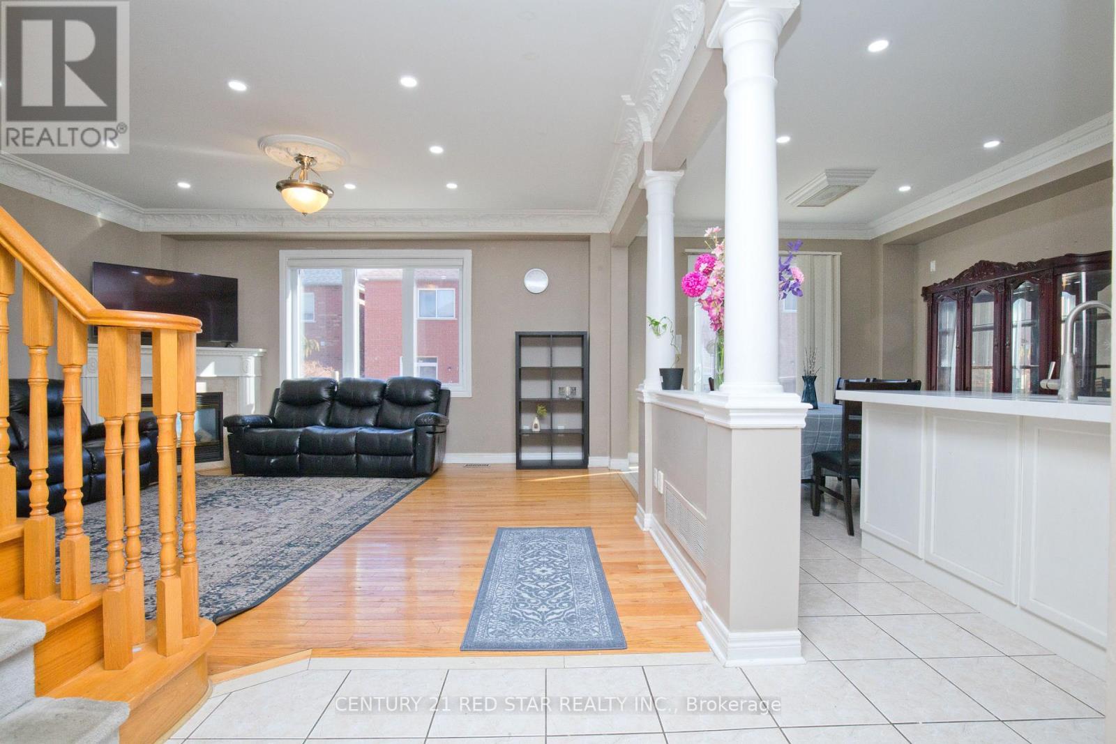 3 Okanagan Drive, Brampton, ON - Indoor