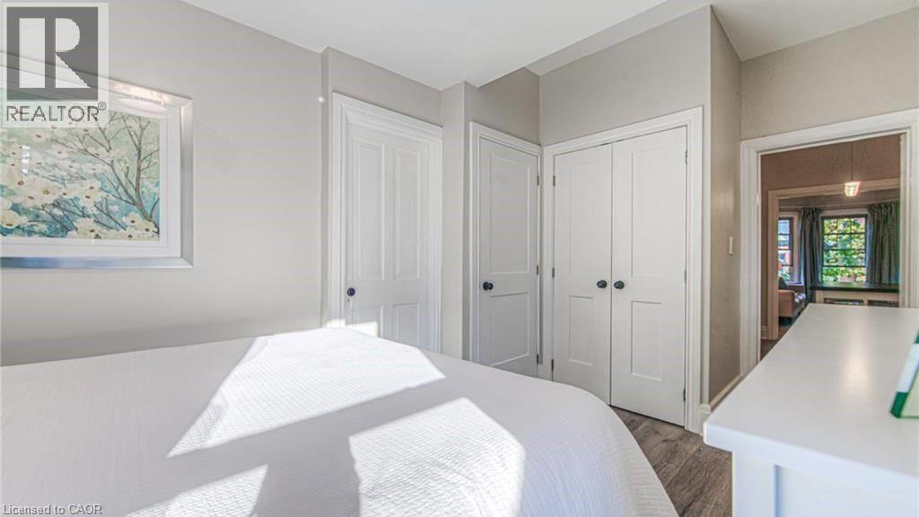 133 Markland Street, Hamilton, ON - Indoor Photo Showing Bedroom