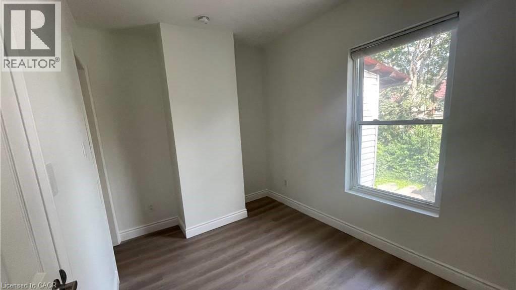 49 Fairleigh Avenue S, Hamilton, ON - Indoor Photo Showing Other Room