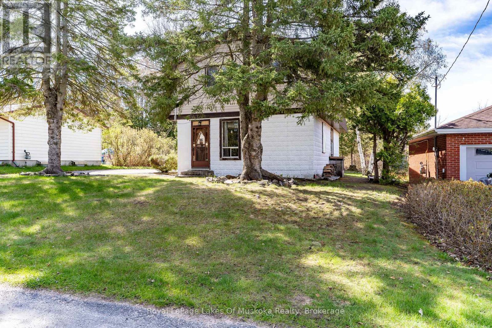 Front of house - 555 Wagner Street, Gravenhurst (Muskoka (S)), ON - Outdoor