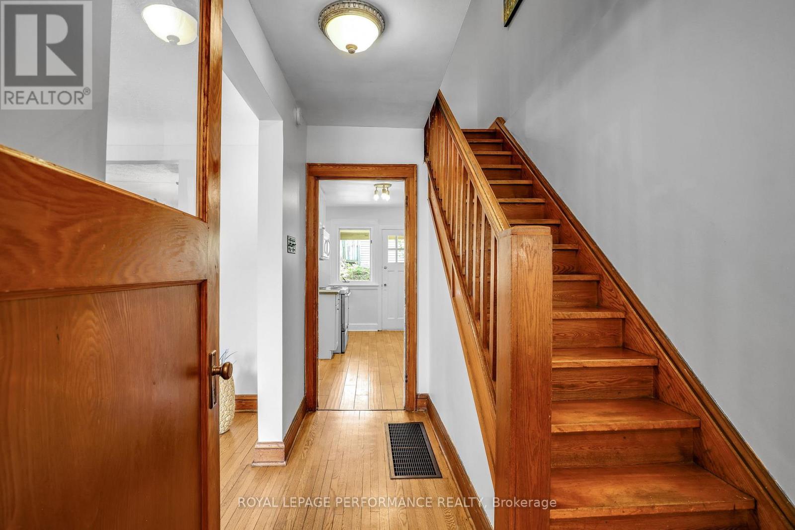 296 Holmwood Avenue, Ottawa, ON - Indoor Photo Showing Other Room