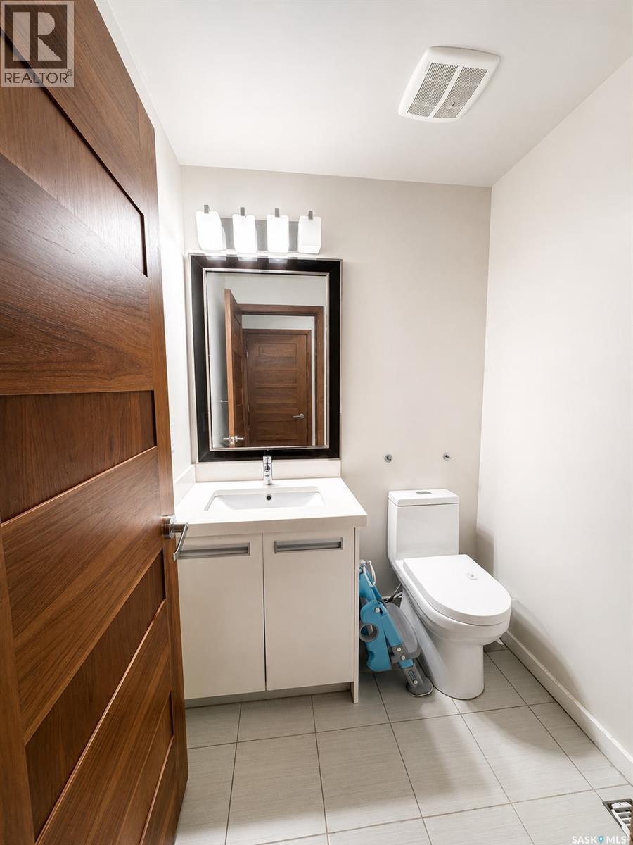 310 1303 Paton Crescent, Saskatoon, SK - Indoor Photo Showing Bathroom