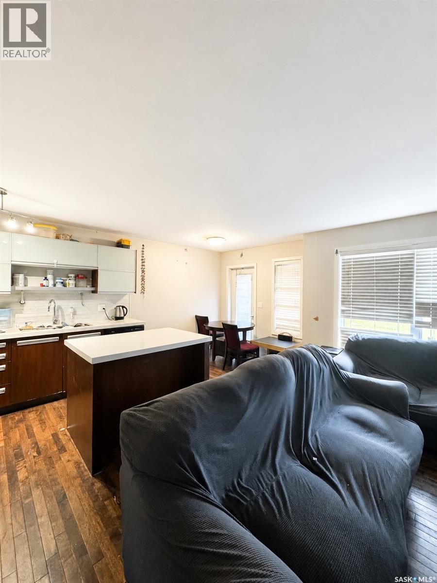 310 1303 Paton Crescent, Saskatoon, SK - Indoor