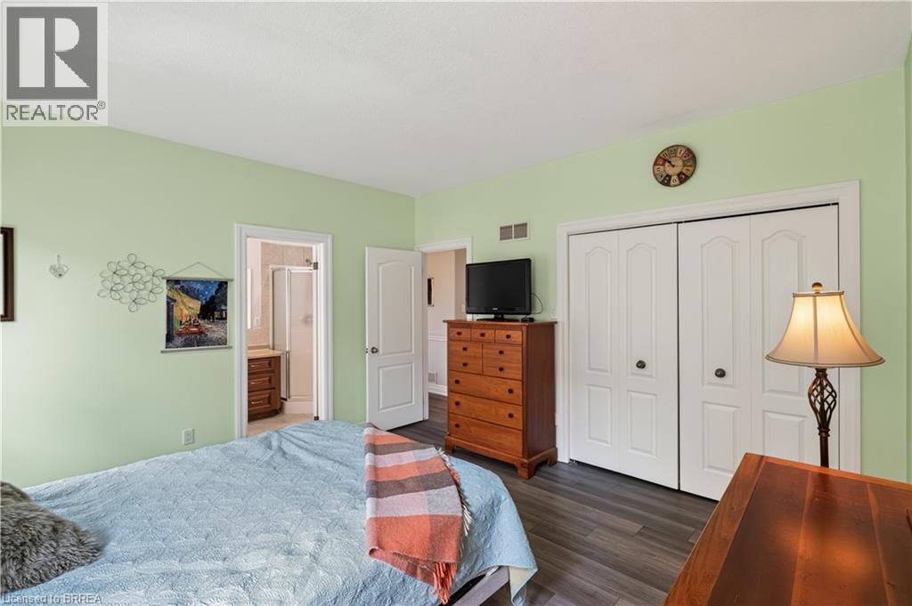 34 Pace Avenue, Brantford, ON - Indoor Photo Showing Bedroom