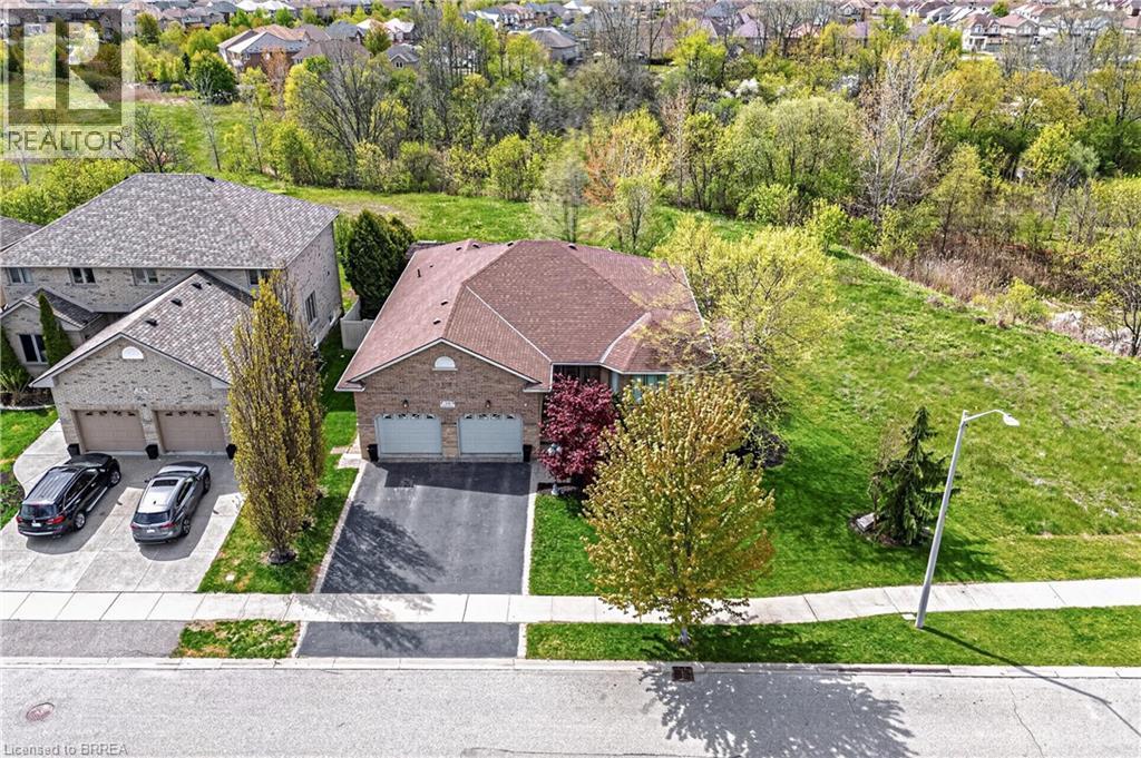 34 Pace Avenue, Brantford, ON - Outdoor