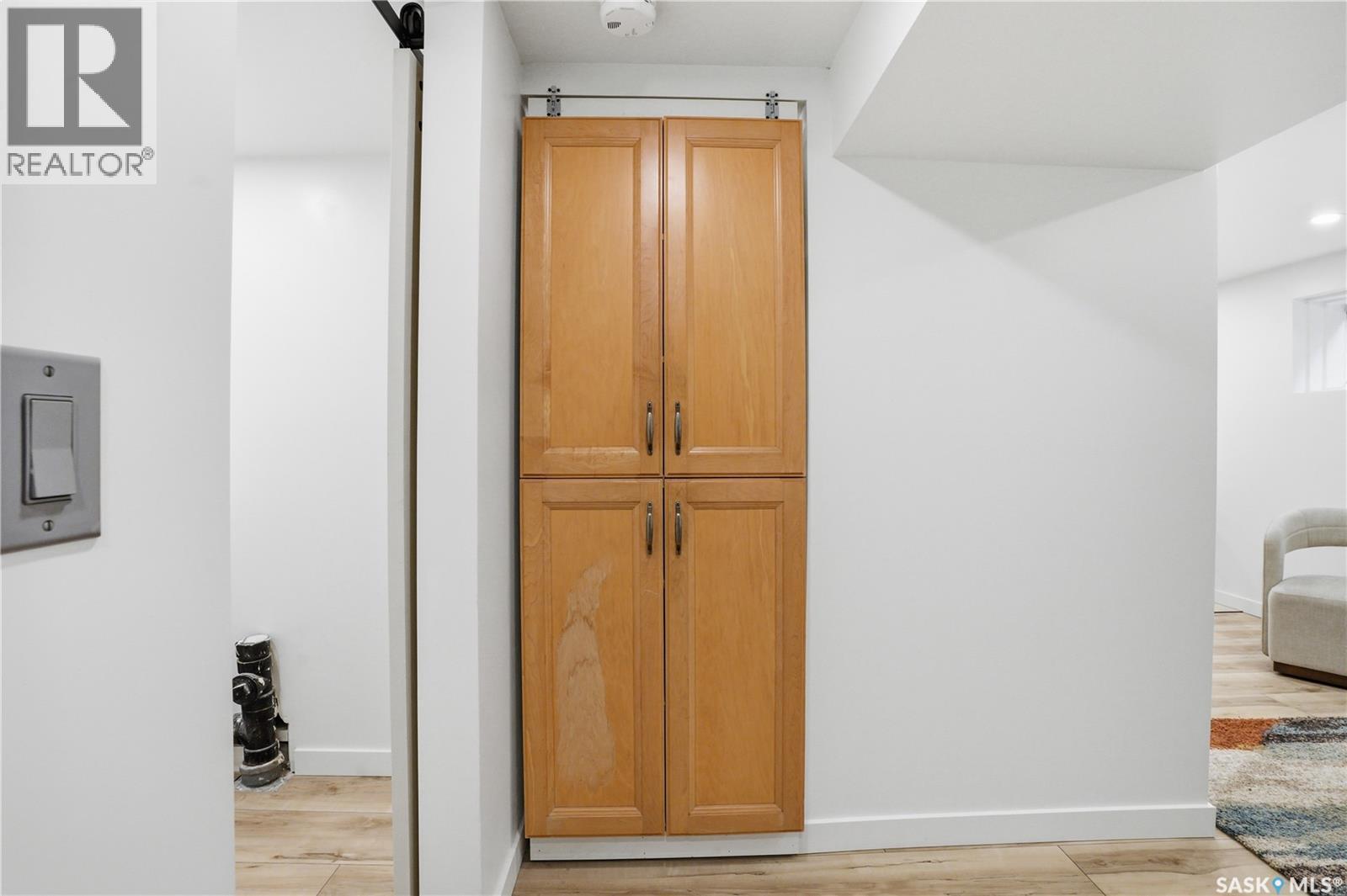 1016 Temperance Street, Saskatoon, SK - Indoor Photo Showing Other Room