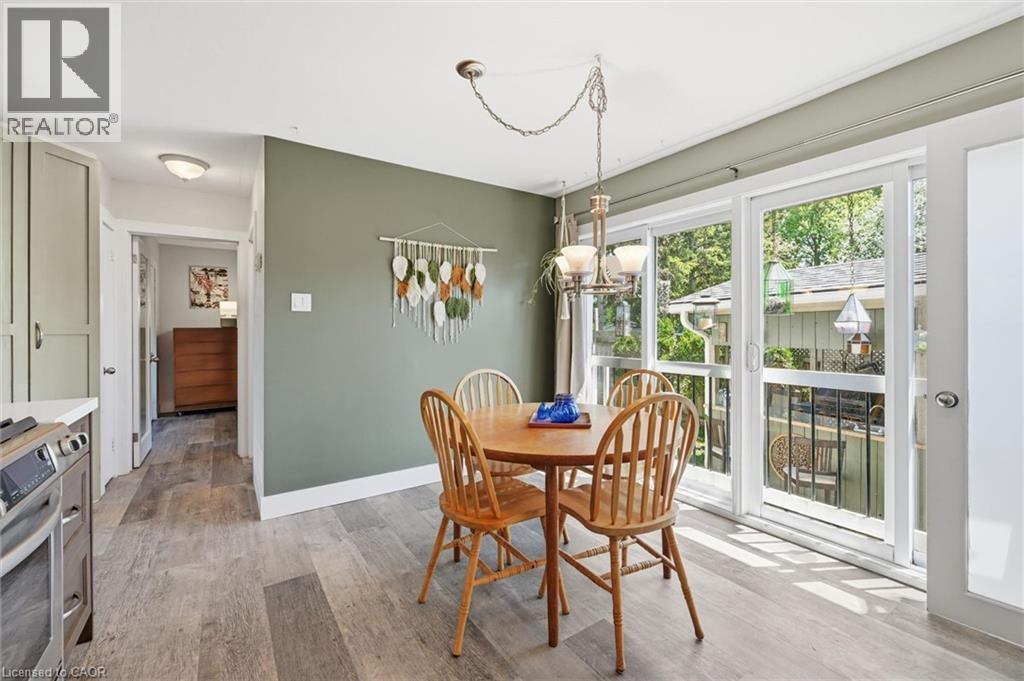 8 Delrex Boulevard, Georgetown, ON - Indoor Photo Showing Dining Room