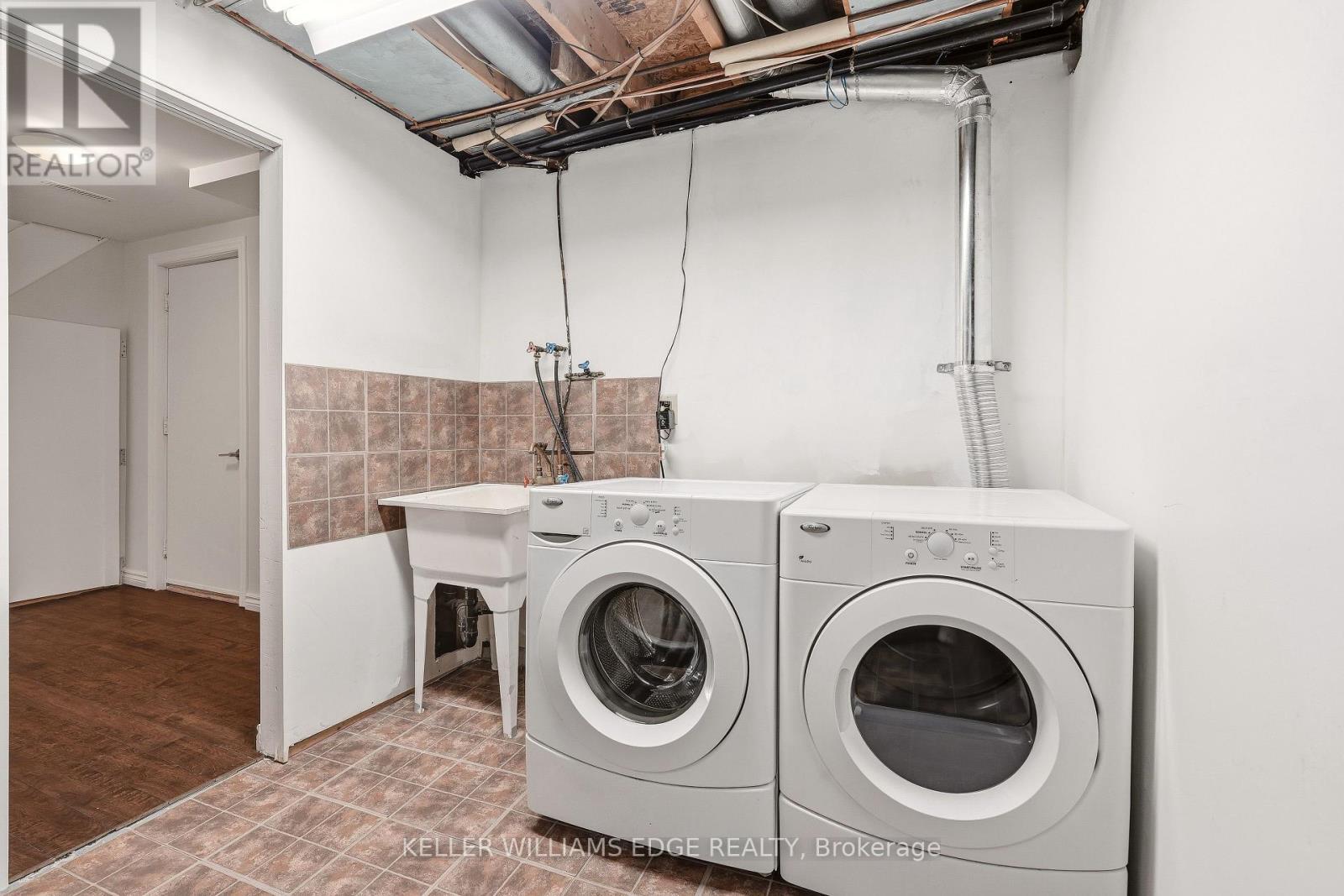 Basement - Laundry Room - 14 Harbour Drive, Hamilton, ON - Indoor Photo Showing Laundry Room