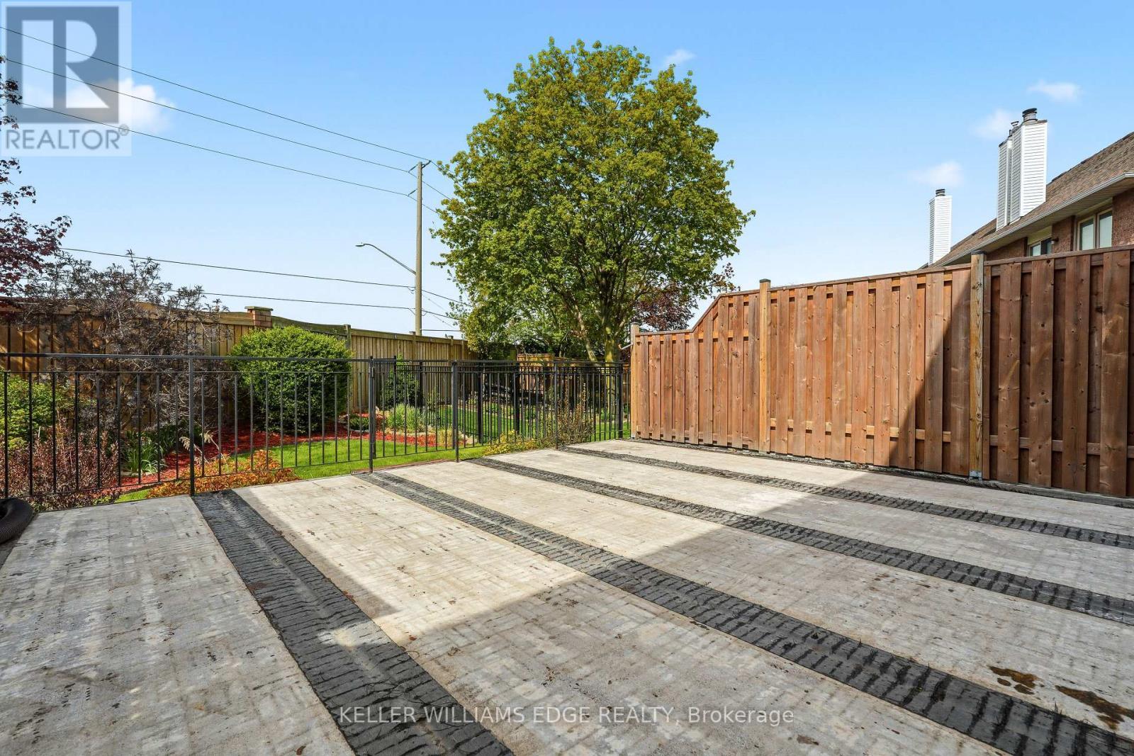 Patio - 14 Harbour Drive, Hamilton, ON - Outdoor