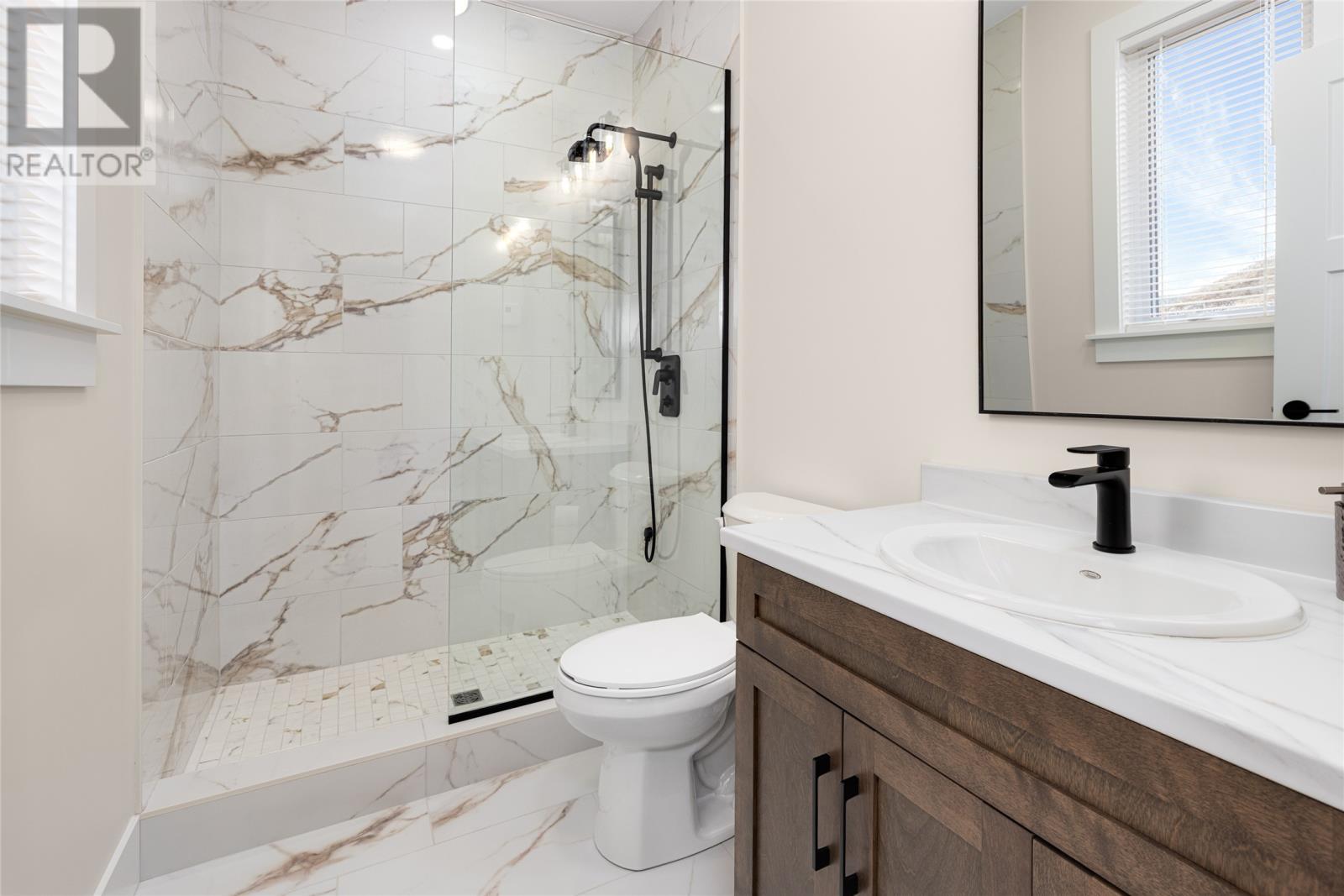 2 Eider Place, Paradise, NL - Indoor Photo Showing Bathroom