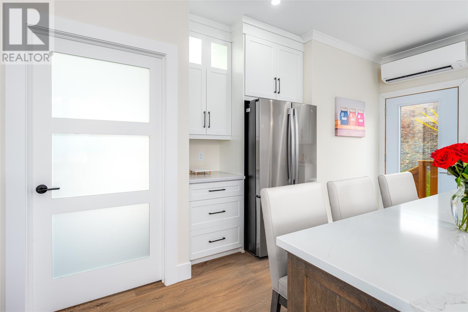 2 Eider Place, Paradise, NL - Indoor