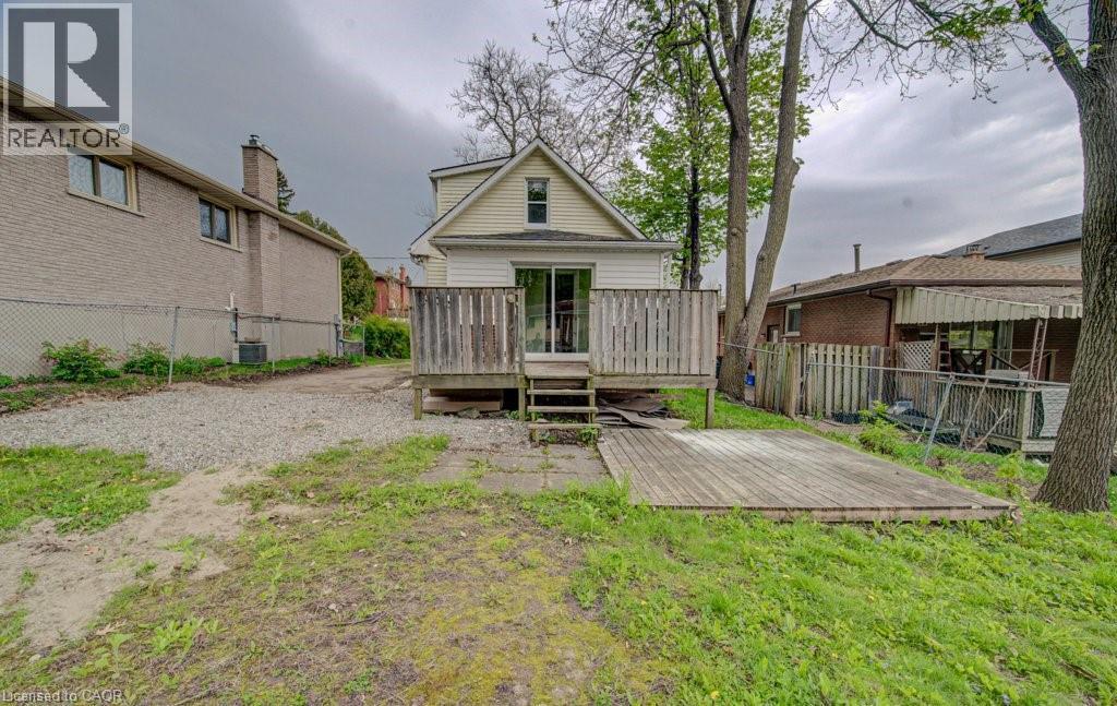 59 Fourth Avenue, Cambridge, ON - Outdoor