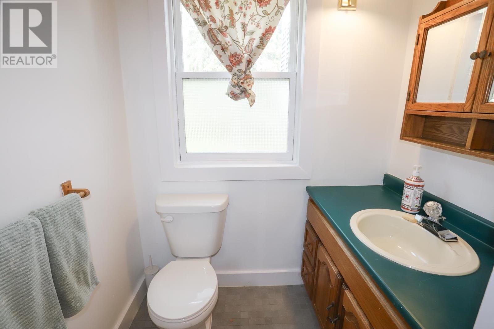 3091 Hilton Rd, Hilton Beach, ON - Indoor Photo Showing Bathroom