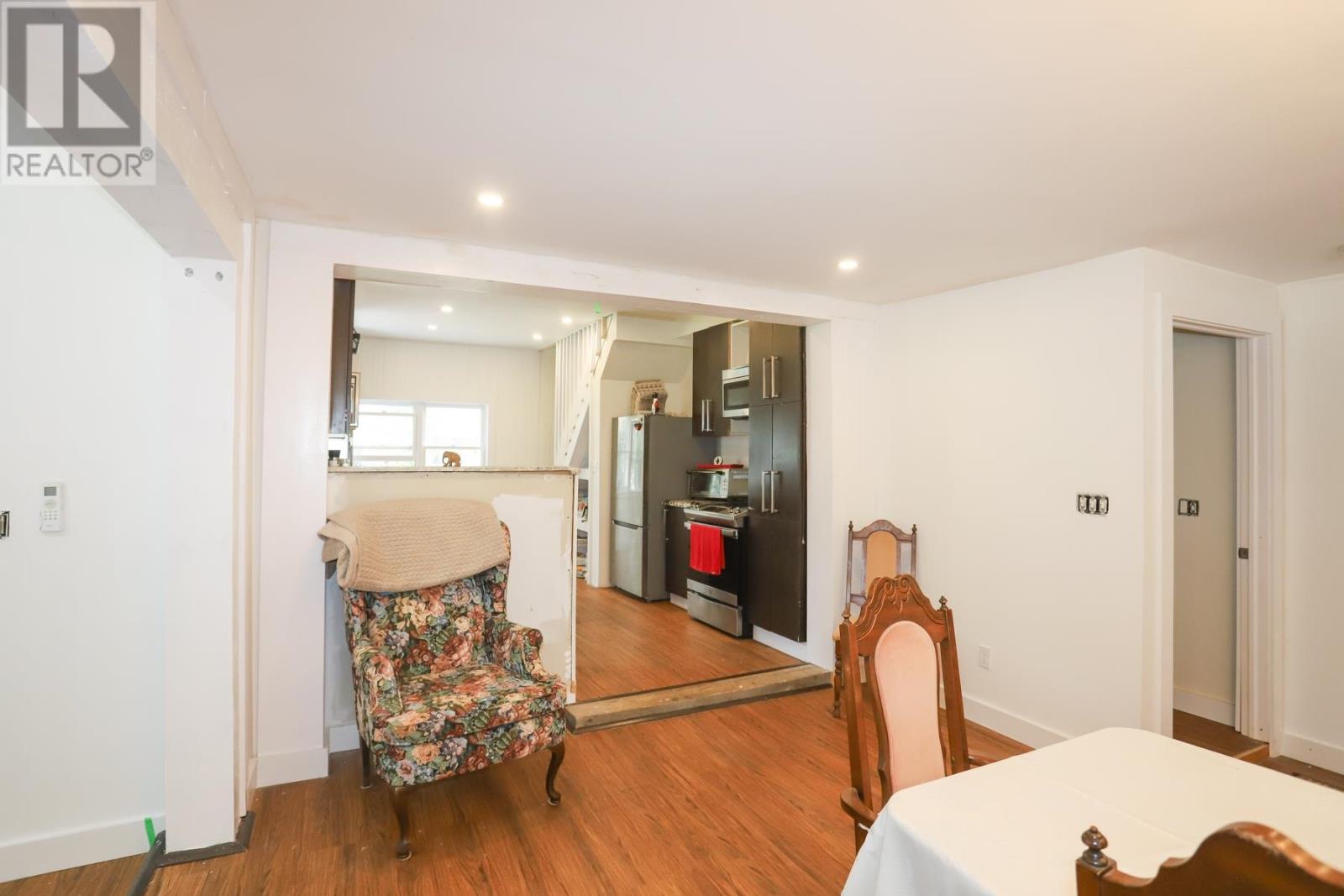 3091 Hilton Rd, Hilton Beach, ON - Indoor Photo Showing Dining Room